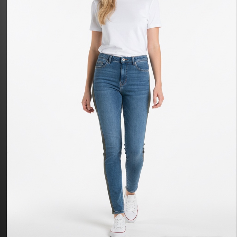 McGuire Denim Women's Blue  camo strip Skinny Jeans 27‎